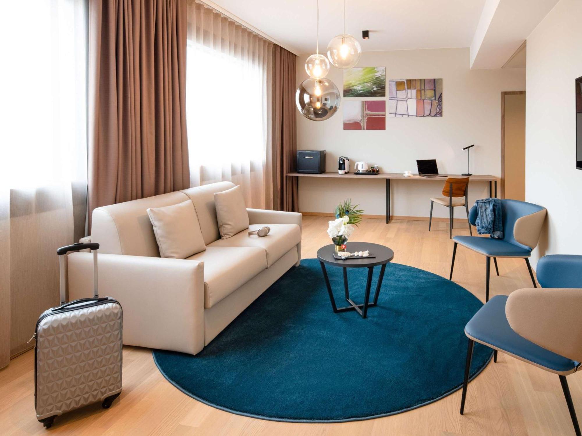 Mercure Geneva Airport Meyrin Exterior photo